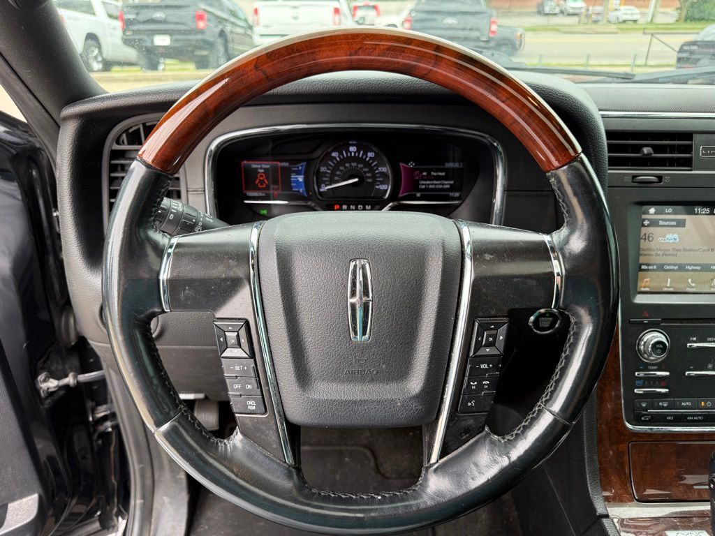 2017 Lincoln Navigator L Select Crestwood KY