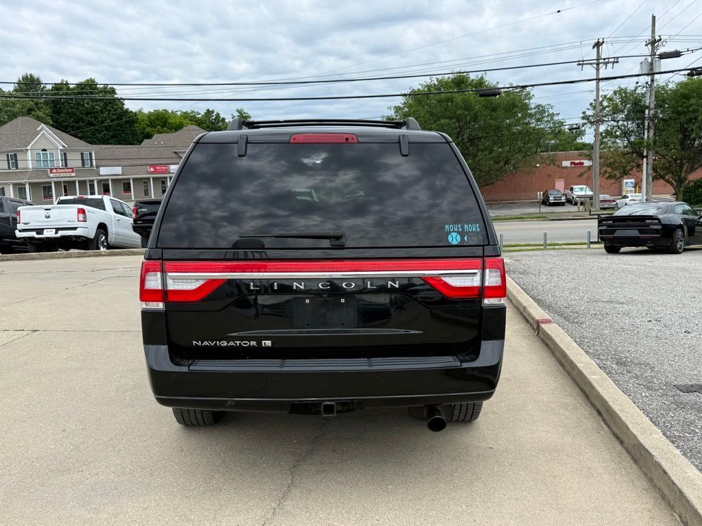 2017 Lincoln Navigator L Select Crestwood KY