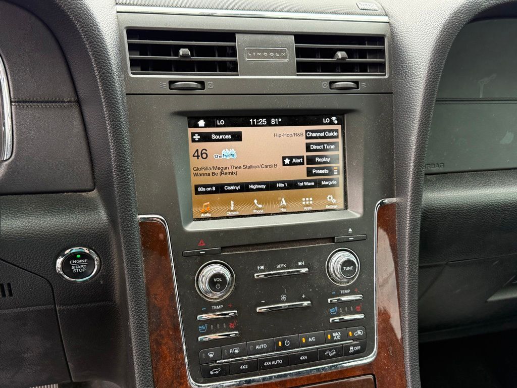 2017 Lincoln Navigator L Select Crestwood KY