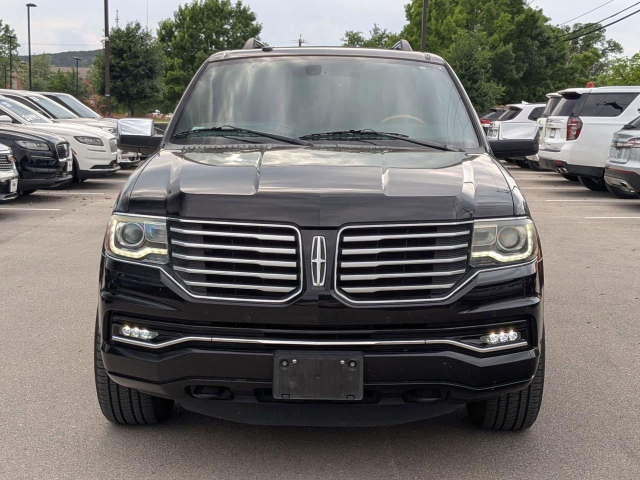 2017 Lincoln Navigator L Select