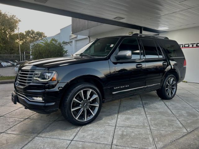 2017 Lincoln Navigator Reserve 2WD