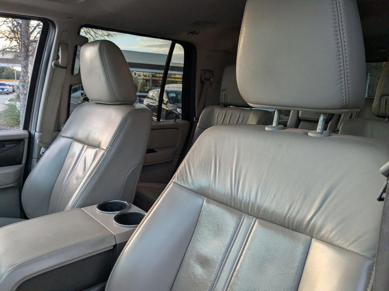 2017 Lincoln Navigator Select