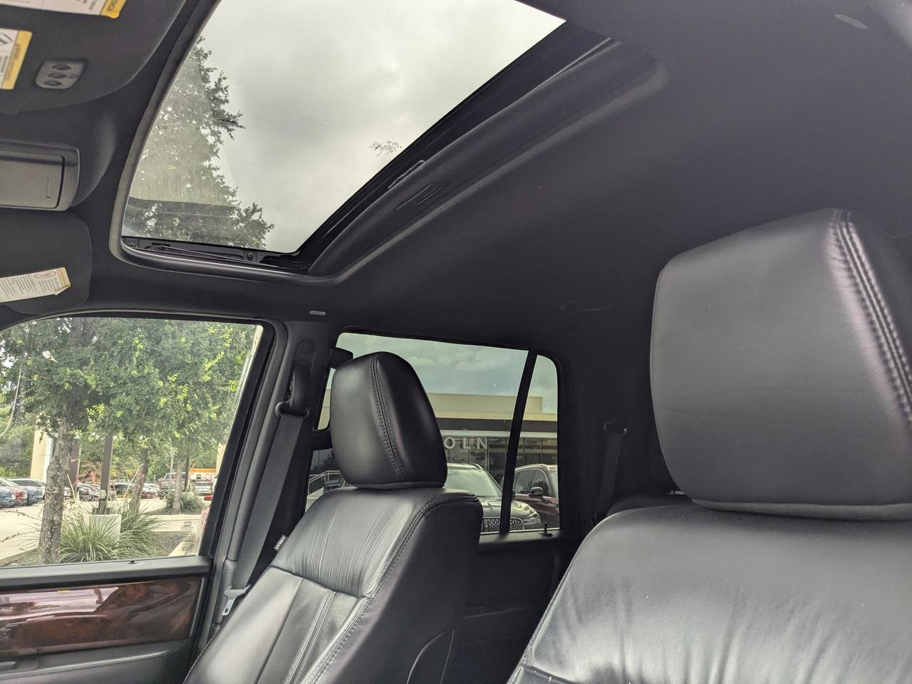 2017 Lincoln Navigator Select