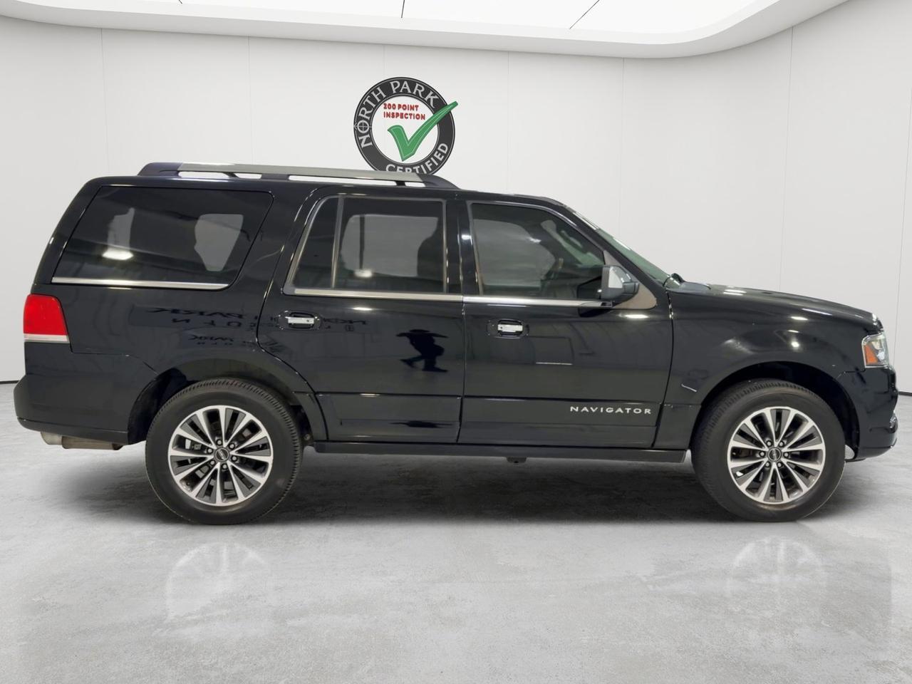 2017 Lincoln Navigator Select