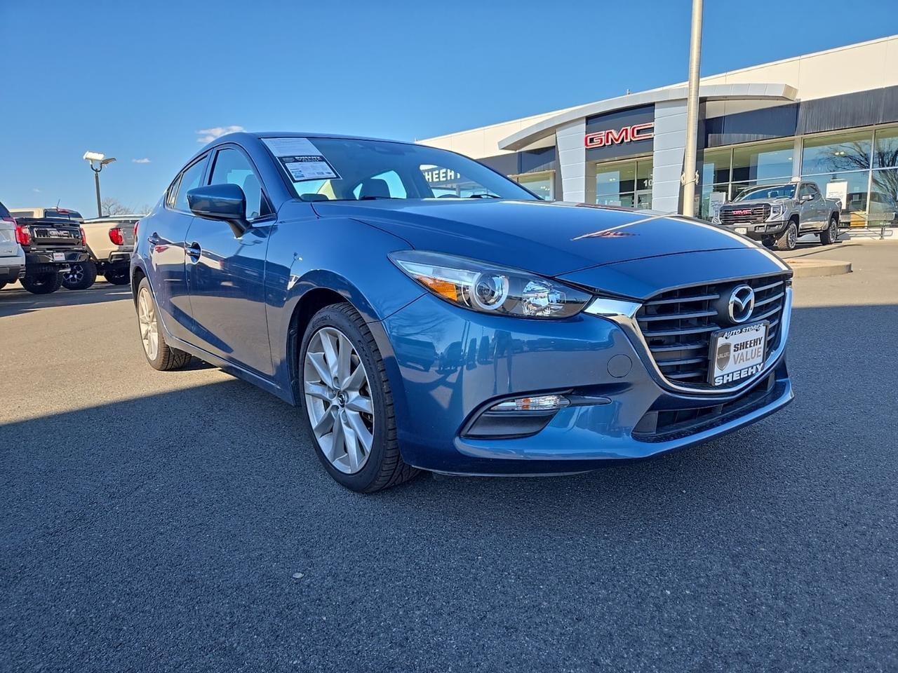 2017 MAZDA Mazda3