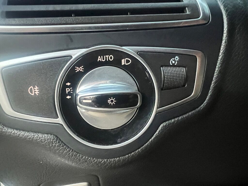 2017 MERCEDES-BENZ C-CLASS C 300 Des Moines WA