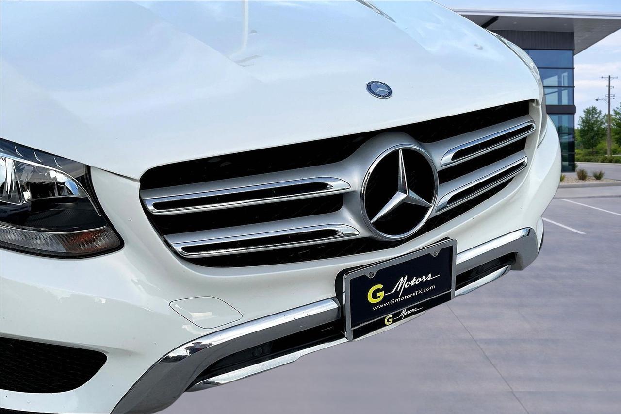 2017 MERCEDES-BENZ GLC 300 Houston TX