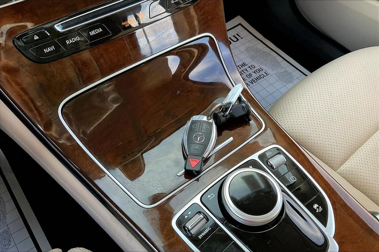 2017 MERCEDES-BENZ GLC 300 Houston TX