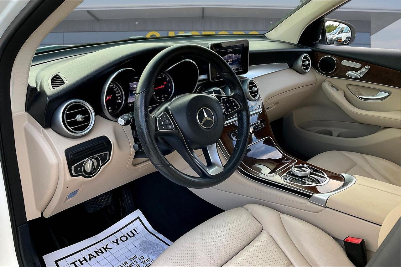 2017 MERCEDES-BENZ GLC 300 Houston TX