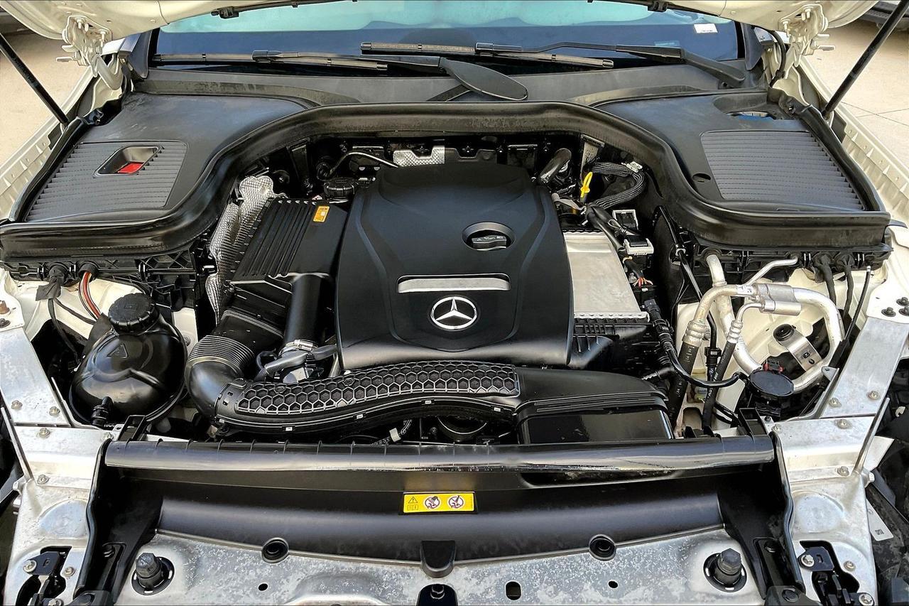 2017 MERCEDES-BENZ GLC 300 Houston TX