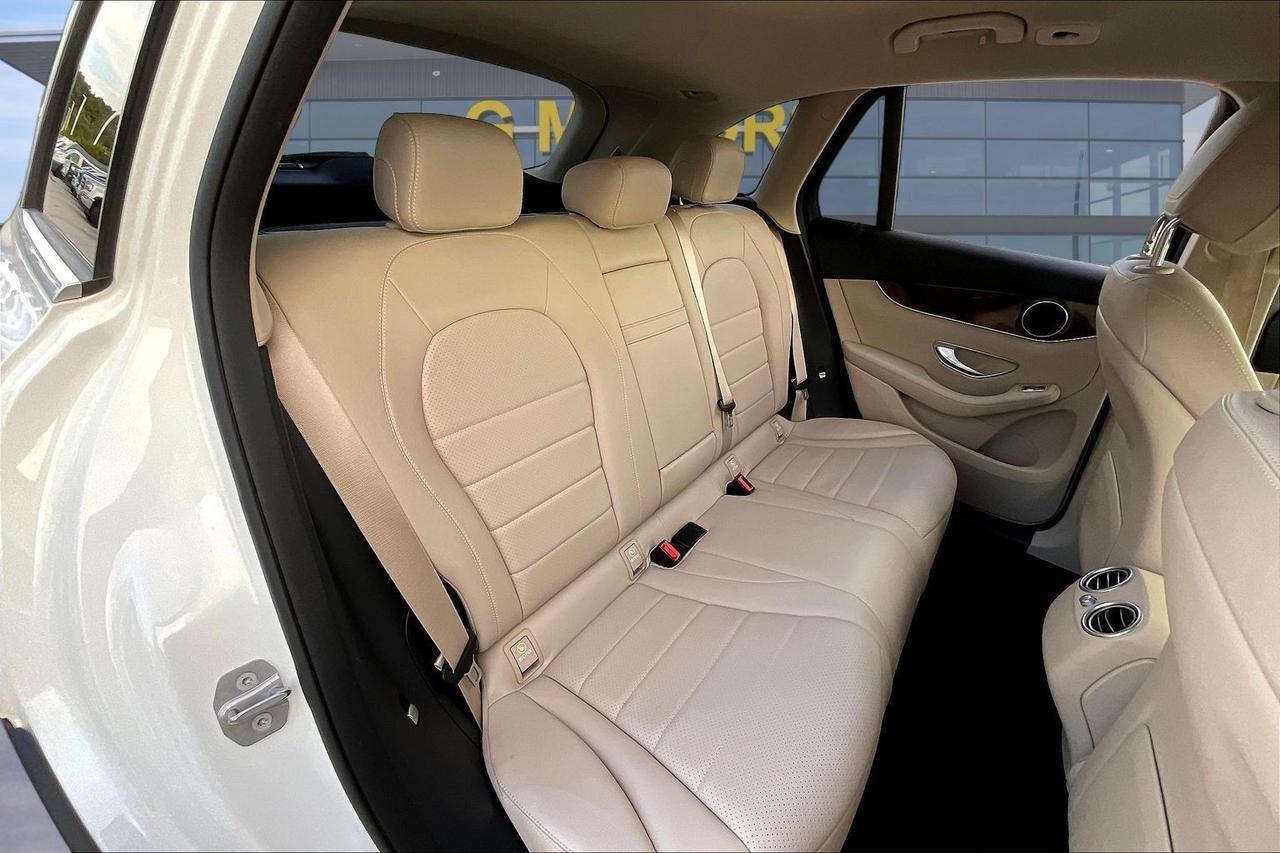 2017 MERCEDES-BENZ GLC 300 Houston TX