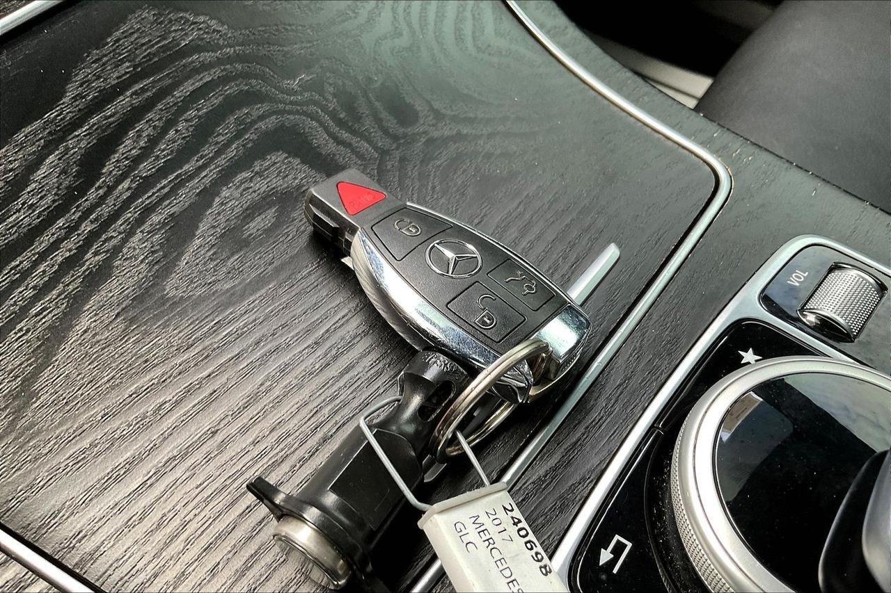 2017 MERCEDES-BENZ GLC 43 4MATIC AMG Houston TX