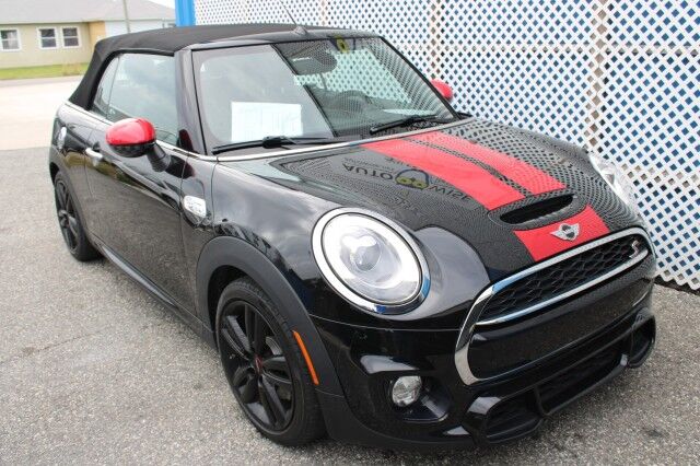 2017 MINI CONVERTIBLE S JOHN COOPER WORKS