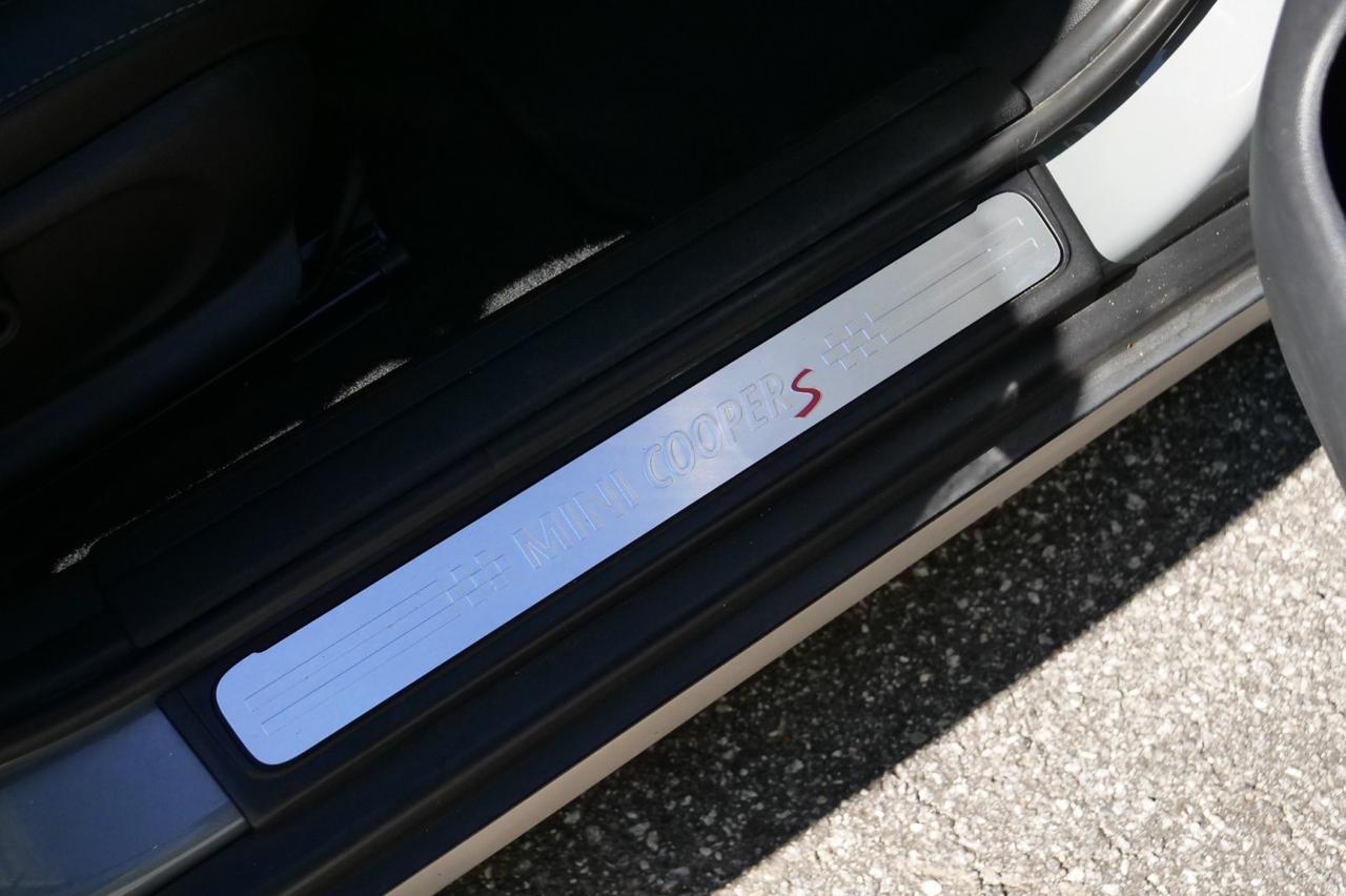 2017 MINI Clubman Cooper S ALL4 / Cold Weather Package / Premium Package! Lincolnton NC