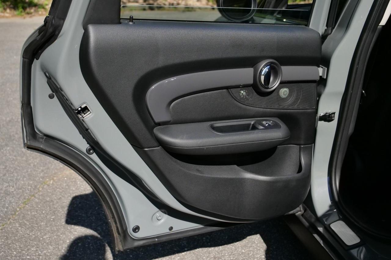 2017 MINI Clubman Cooper S ALL4 / Cold Weather Package / Premium Package! Lincolnton NC