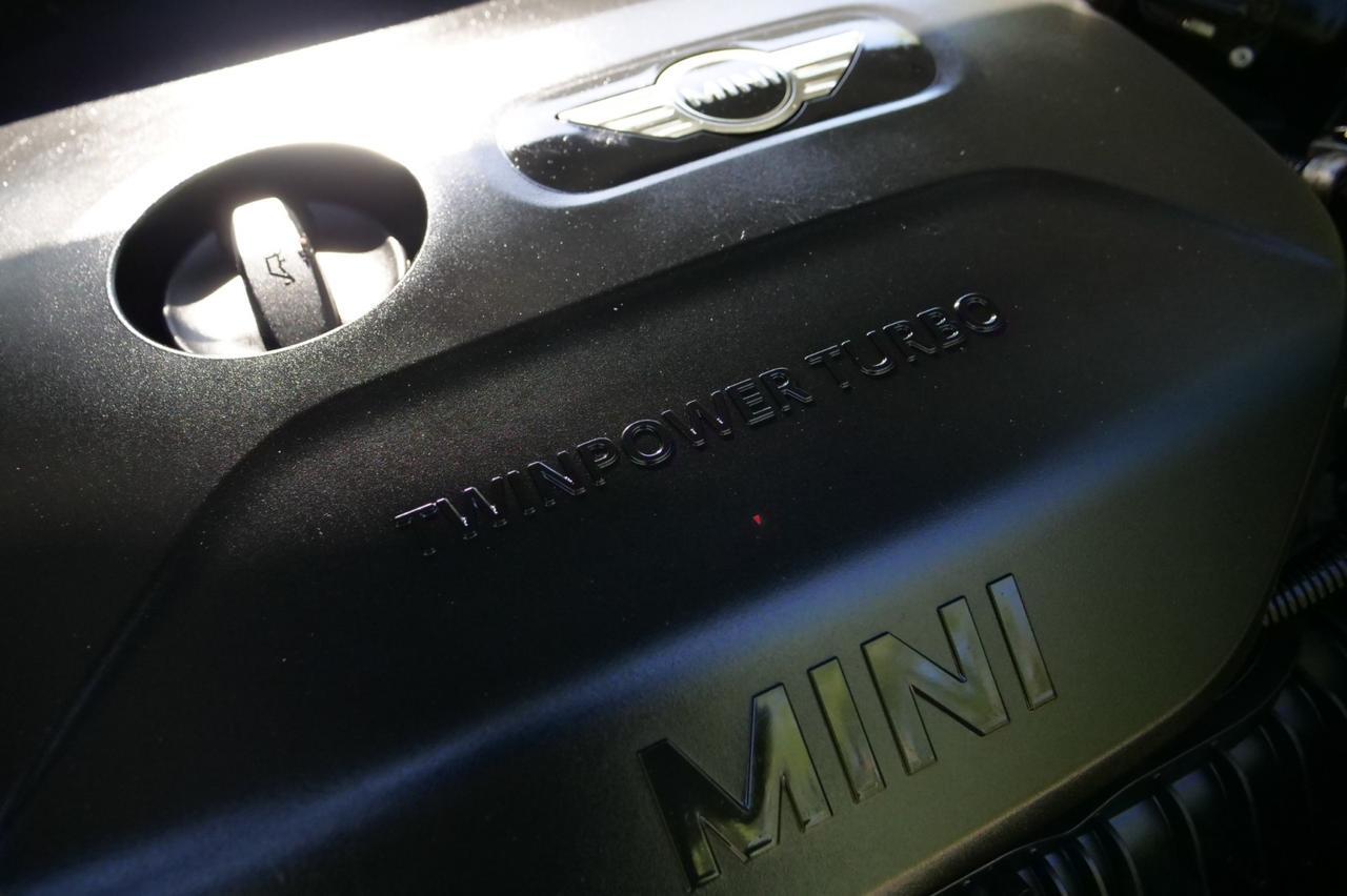 2017 MINI Clubman Cooper S ALL4 / Cold Weather Package / Premium Package! Lincolnton NC