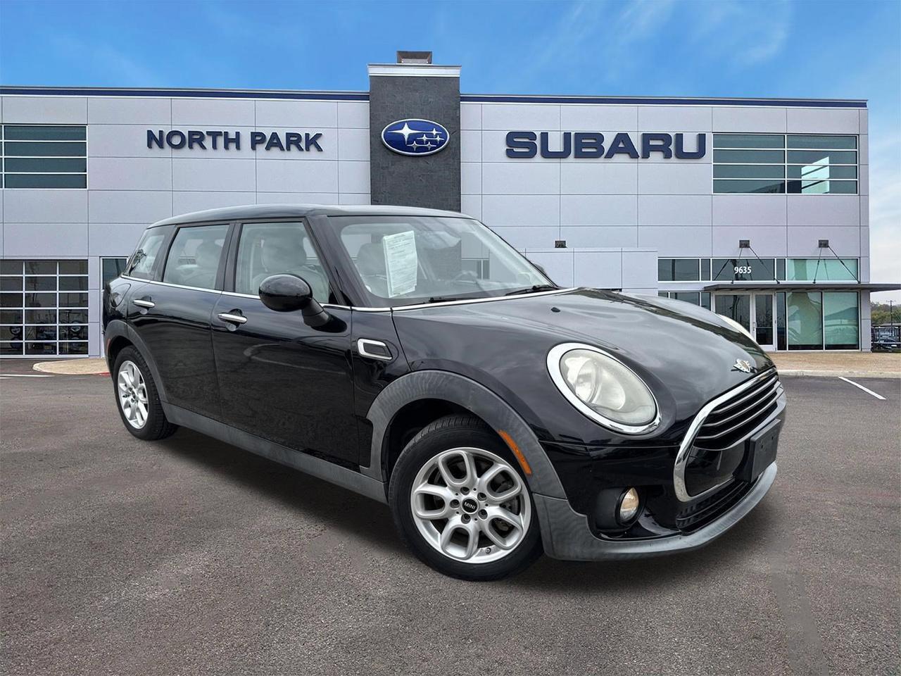 2017 MINI Clubman Cooper