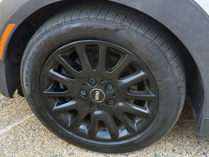 2017 MINI Cooper 4-Door Hatchback FWD Arlington VA