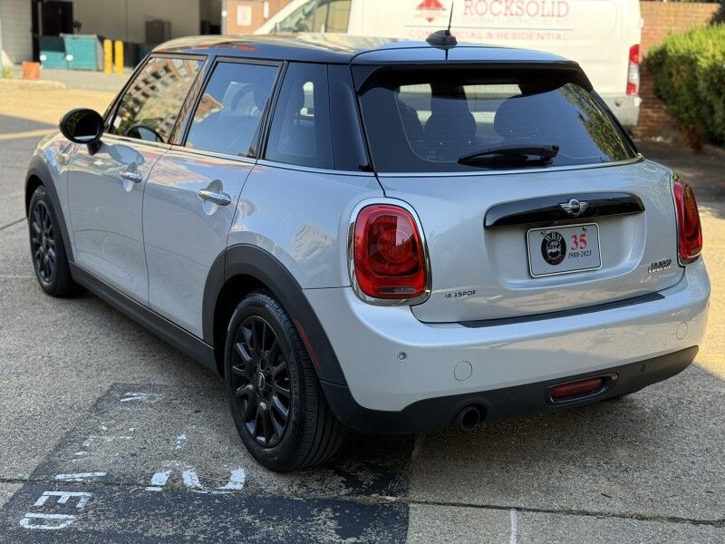 2017 MINI Cooper 4-Door Hatchback FWD Arlington VA