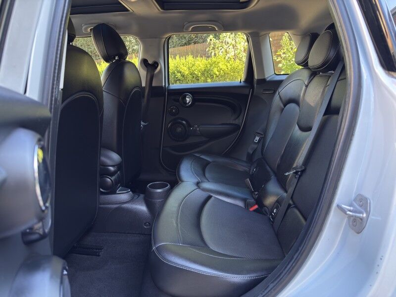 2017 MINI Cooper 4-Door Hatchback FWD Arlington VA