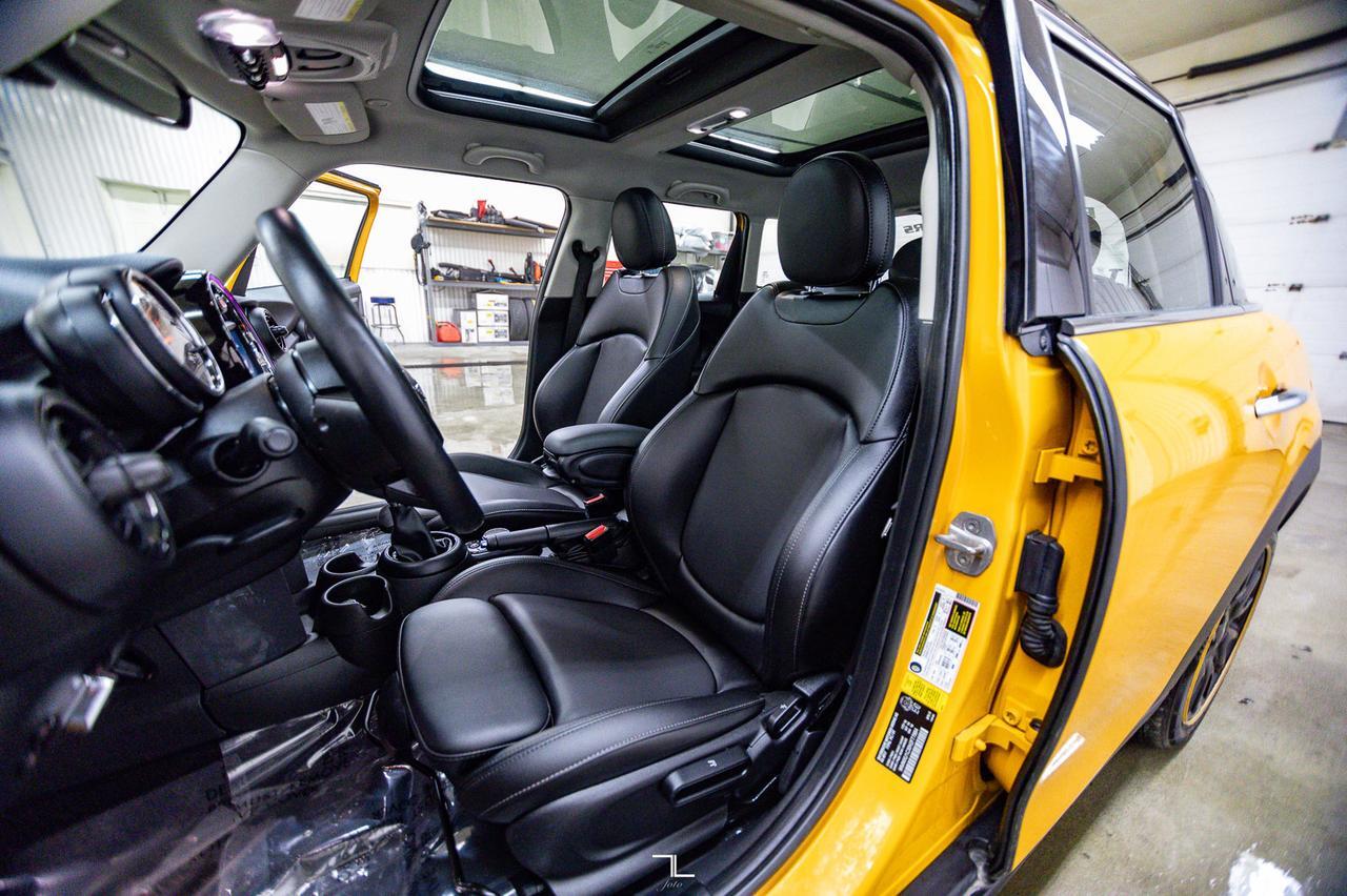 2017 MINI Cooper 5 Door Hatchback Leather Roof Nav Red Deer AB