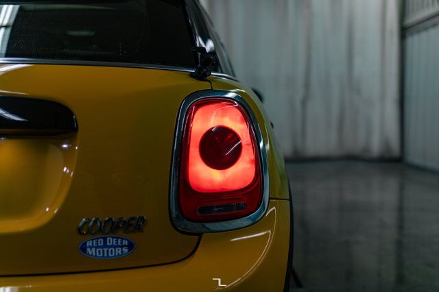 2017 MINI Cooper 5 Door Hatchback Leather Roof Nav Red Deer AB