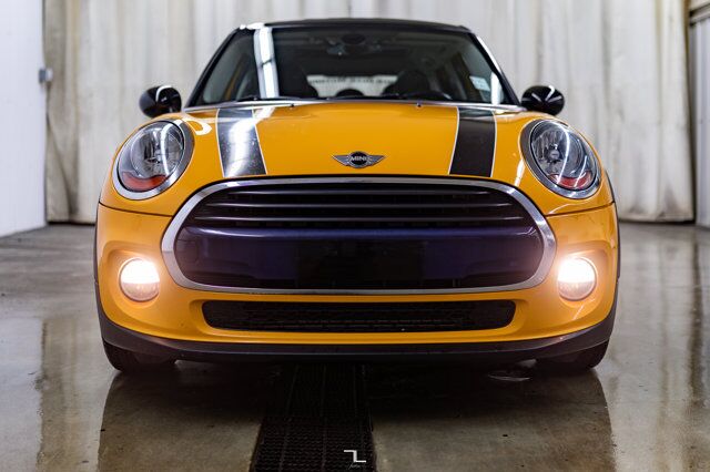 2017 MINI Cooper 5 Door Hatchback Leather Roof Nav Red Deer AB