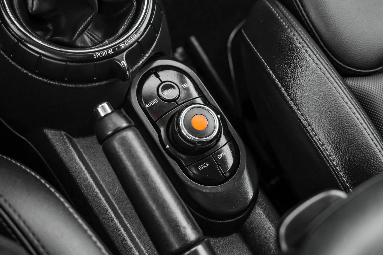 2017 MINI Cooper S AUTOMATIC PANORAMA LEATHER SEATS KEYLESS START BLUETOOTH CRUISE CONTROL Carrollton TX