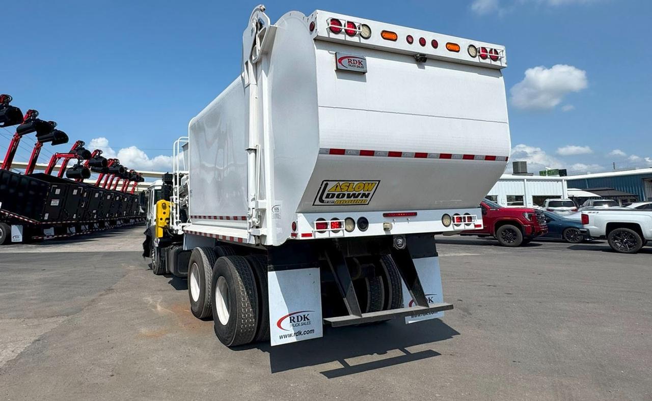 2017 Mack LR613 31 yd Dadee Scorpion Side Loader Garbage Truck Tampa FL