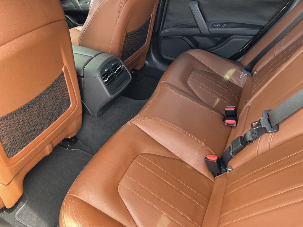 2017 Maserati Ghibli ONLINE FINANCE~BLUETOOTH~CRUISE CONTROL~HEATED & LEATHER SEATS~MOONROOF / SUNROOF Sarasota FL