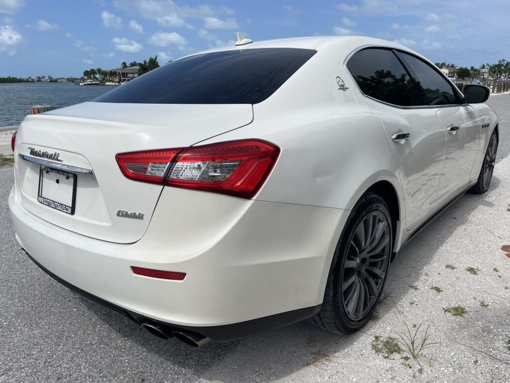 2017 Maserati Ghibli ONLINE FINANCE~BLUETOOTH~CRUISE CONTROL~HEATED & LEATHER SEATS~MOONROOF / SUNROOF Sarasota FL