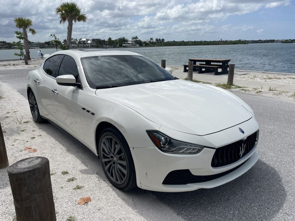 2017 Maserati Ghibli ONLINE FINANCE~BLUETOOTH~CRUISE CONTROL~HEATED & LEATHER SEATS~MOONROOF / SUNROOF Sarasota FL
