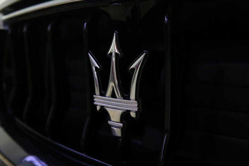 2017 Maserati Levante Plainview NY