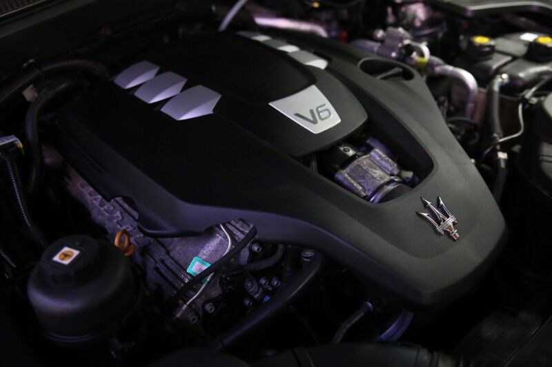 2017 Maserati Levante Plainview NY