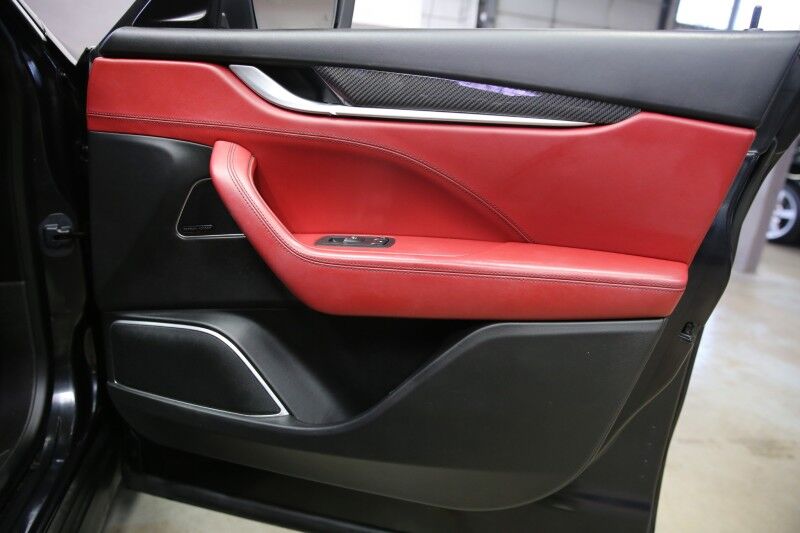 2017 Maserati Levante Plainview NY