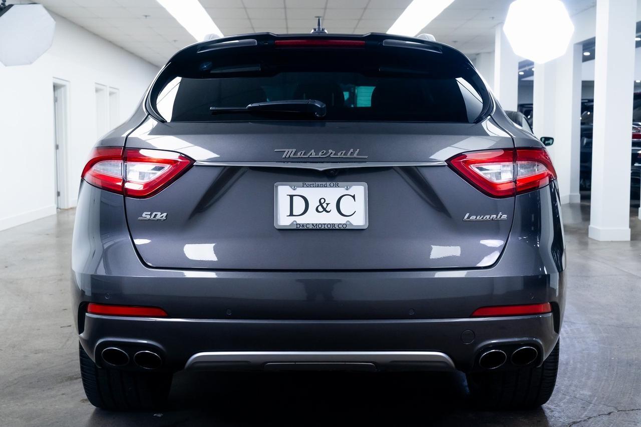 2017 Maserati Levante S Vented 12-Way Power Front Bucket Seats Harman/Kard Portland OR