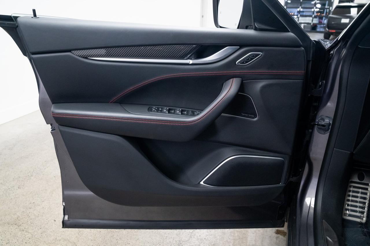 2017 Maserati Levante S Vented 12-Way Power Front Bucket Seats Harman/Kard Portland OR