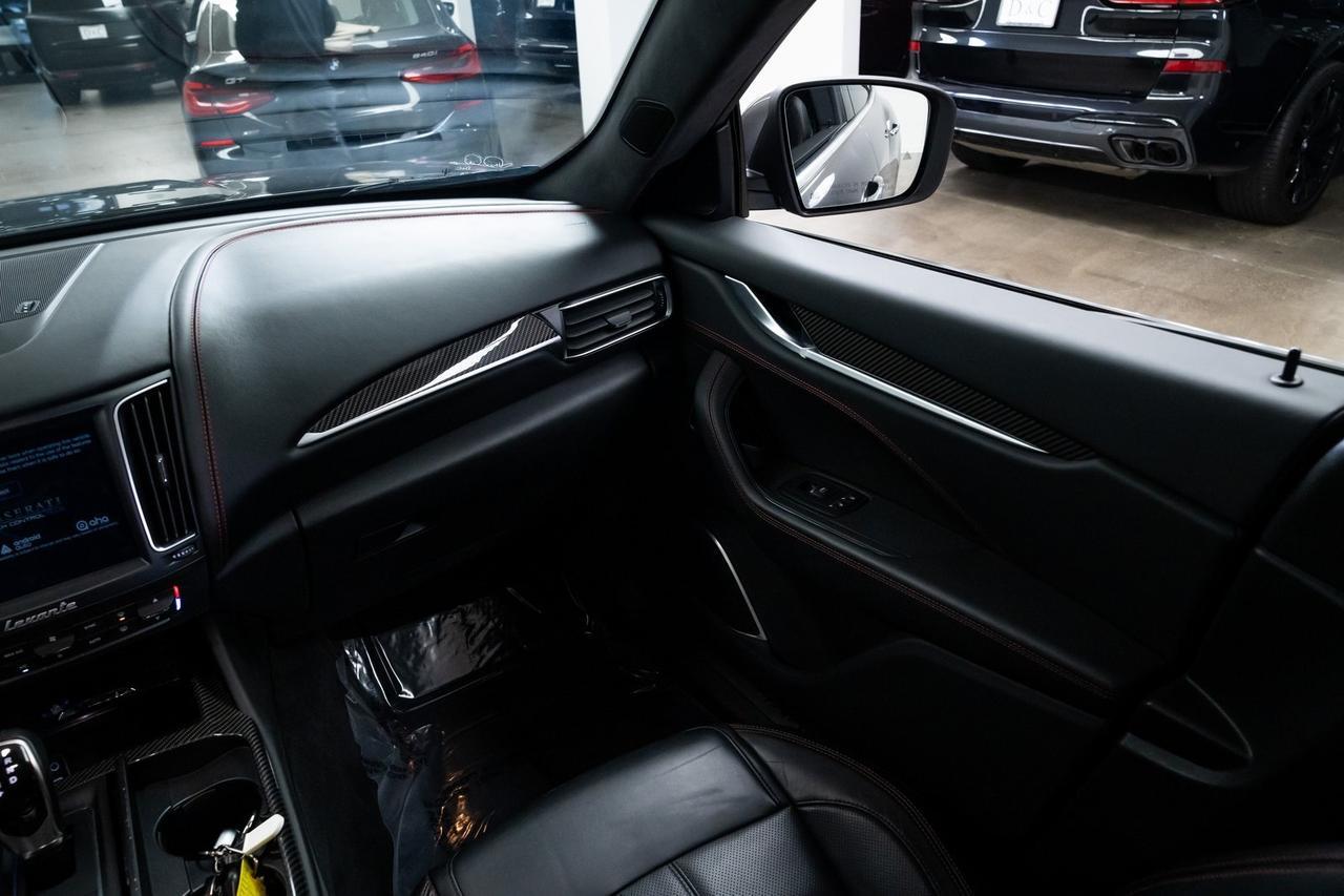 2017 Maserati Levante S Vented 12-Way Power Front Bucket Seats Harman/Kard Portland OR