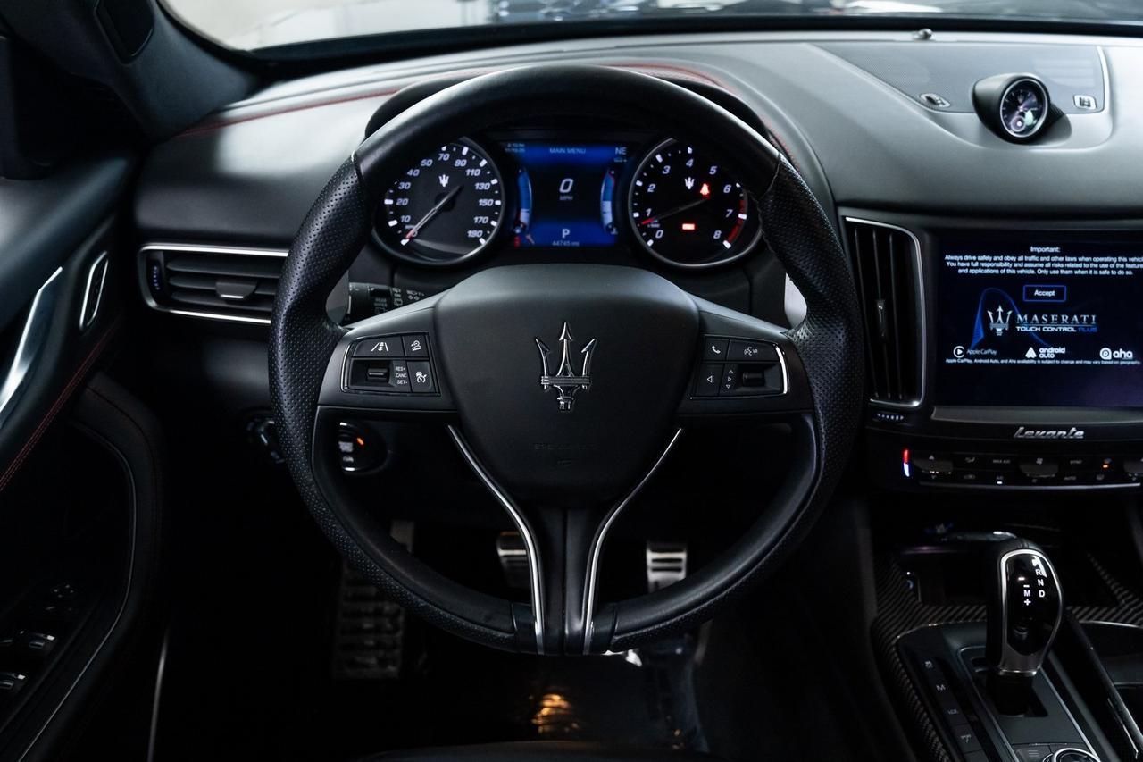 2017 Maserati Levante S Vented 12-Way Power Front Bucket Seats Harman/Kard Portland OR