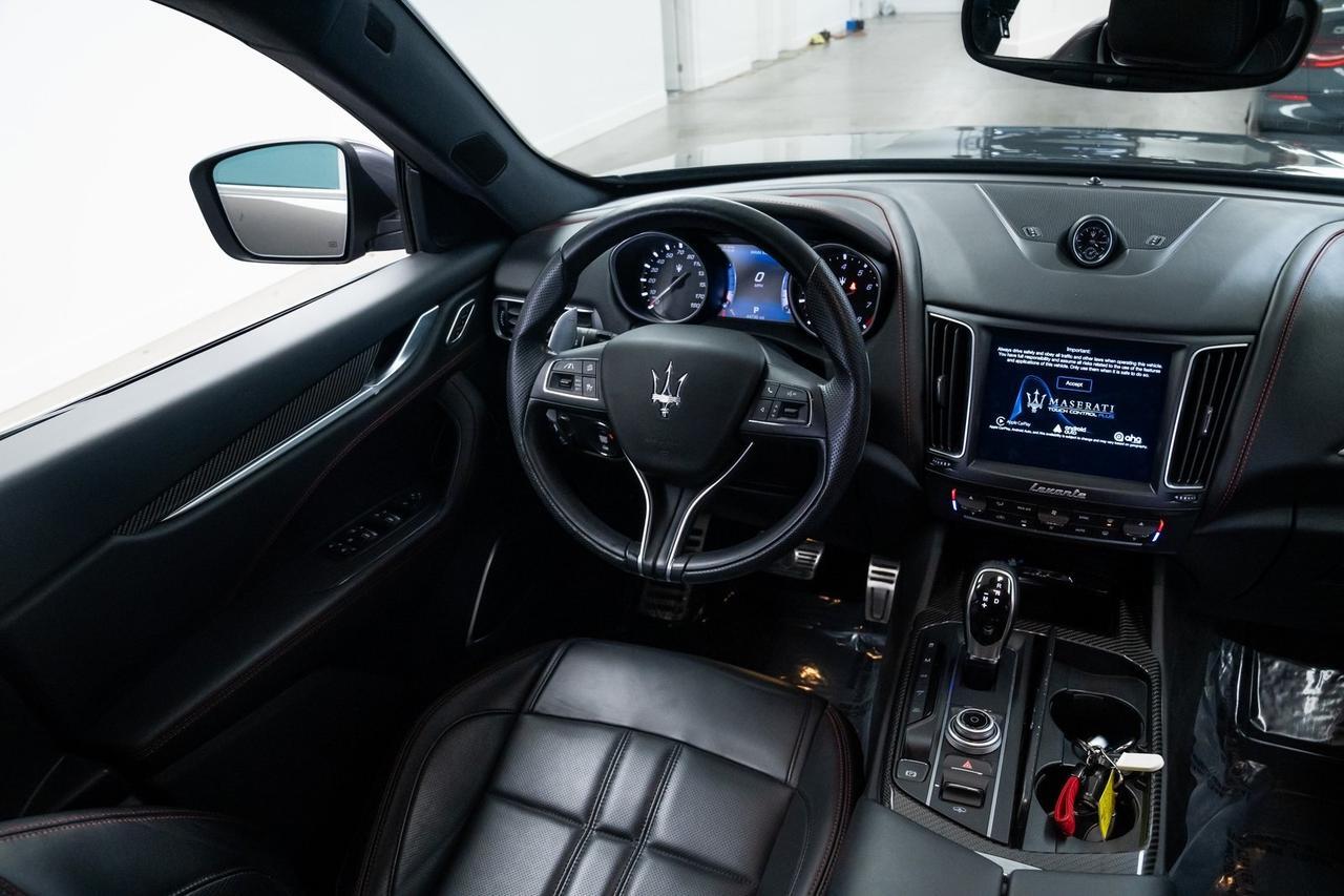 2017 Maserati Levante S Vented 12-Way Power Front Bucket Seats Harman/Kard Portland OR