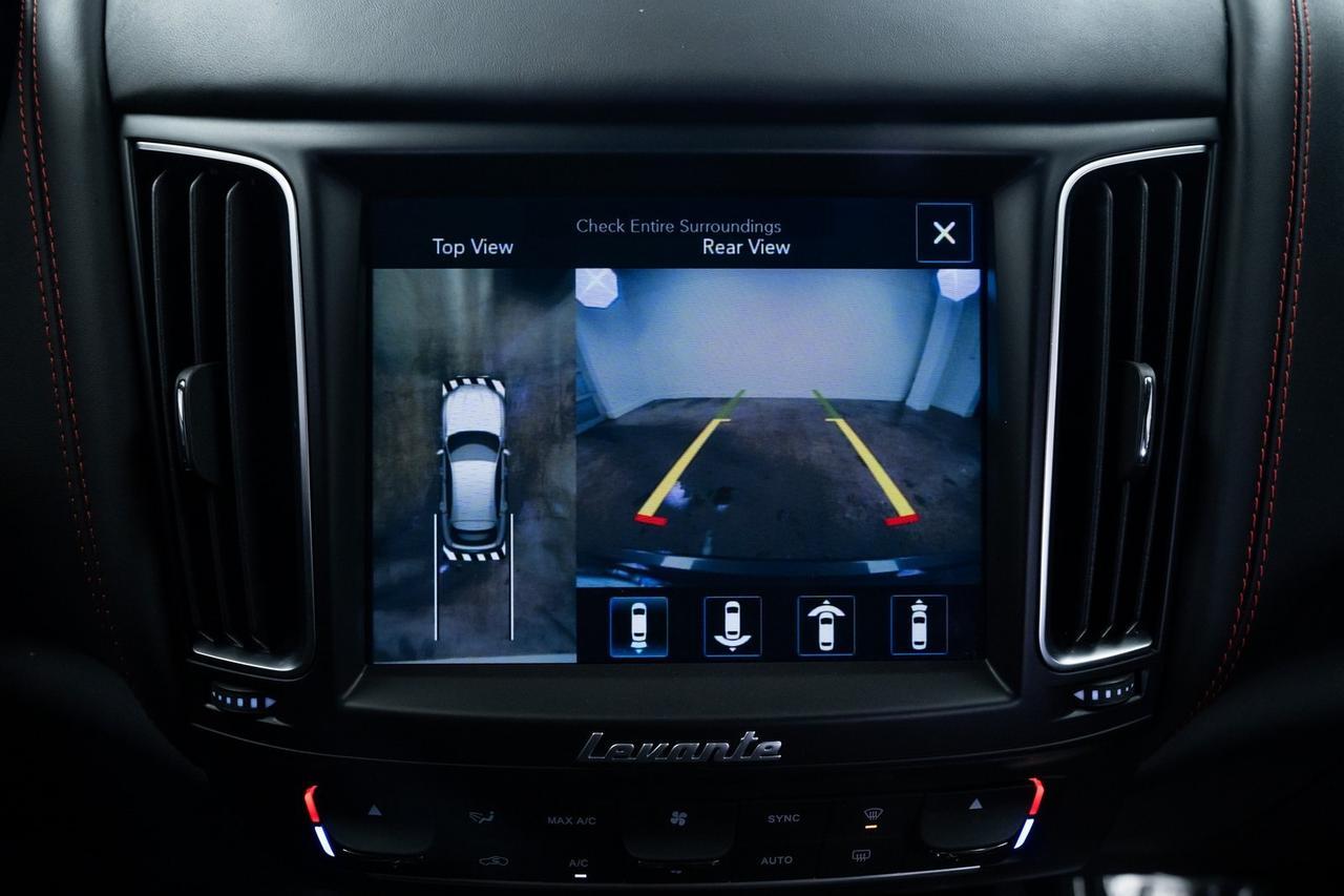 2017 Maserati Levante S Vented 12-Way Power Front Bucket Seats Harman/Kard Portland OR