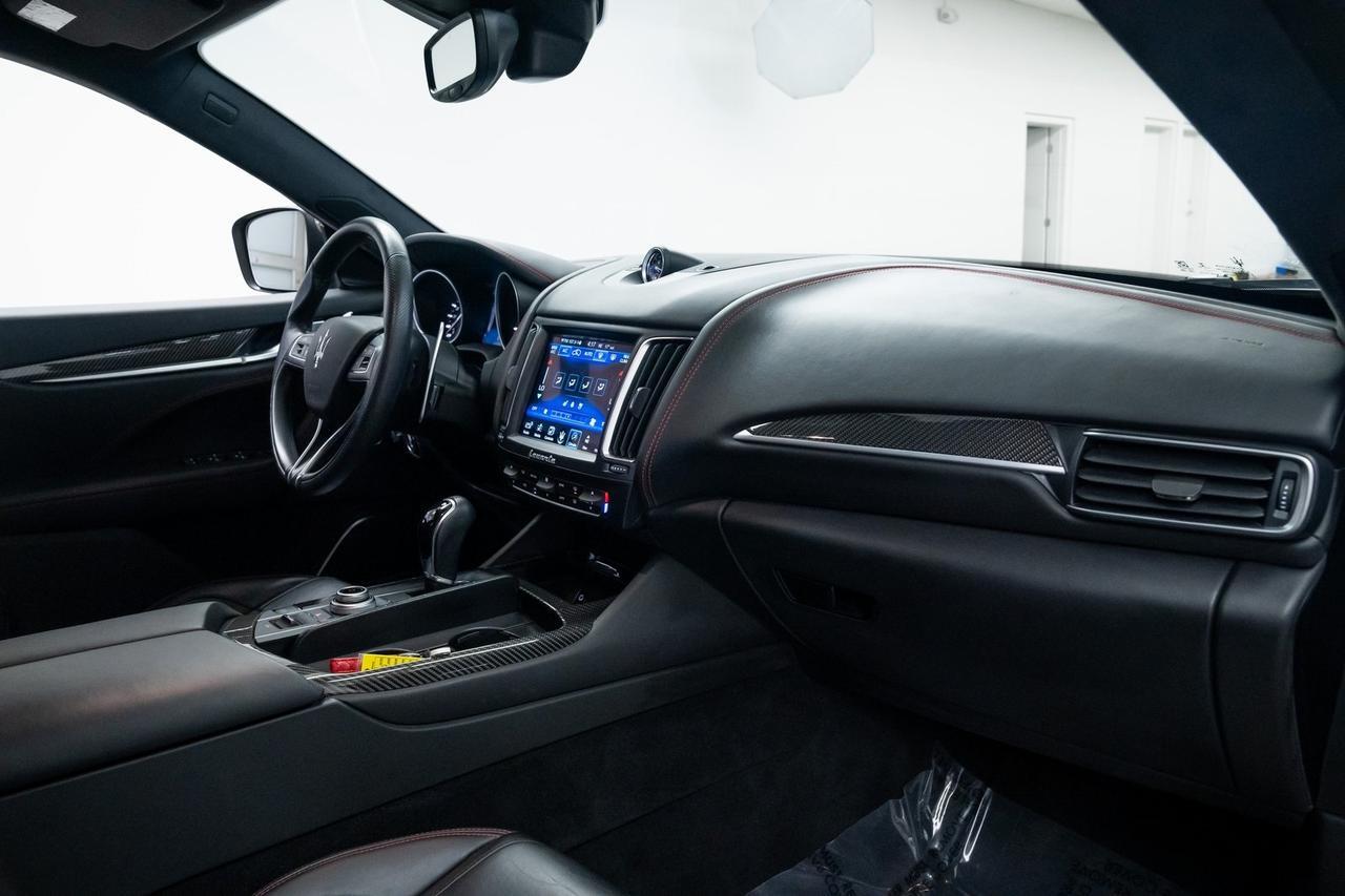 2017 Maserati Levante S Vented 12-Way Power Front Bucket Seats Harman/Kard Portland OR
