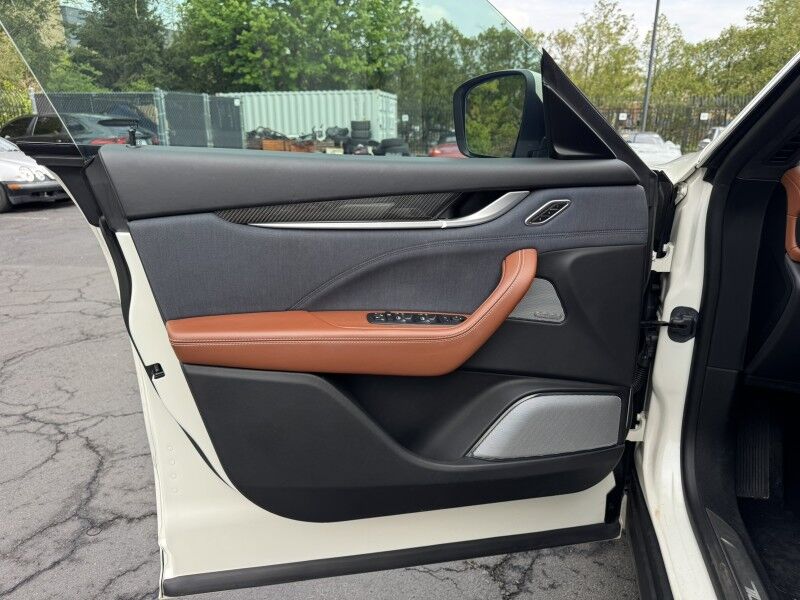 2017 Maserati Levante S Willow Grove PA