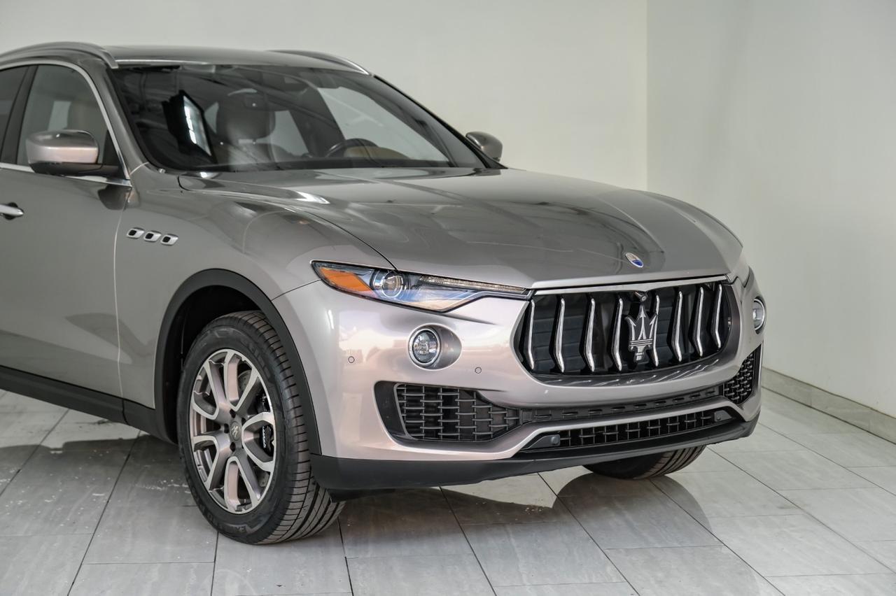 2017 Maserati Levante SQ4 AWD BLIND SPOT ASSIST NAVIGATION PANORAMA LEATHER REAR CAMERA KEYLESS START Carrollton TX