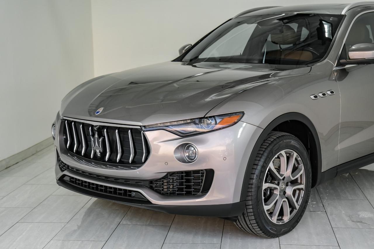 2017 Maserati Levante SQ4 AWD BLIND SPOT ASSIST NAVIGATION PANORAMA LEATHER REAR CAMERA KEYLESS START Carrollton TX