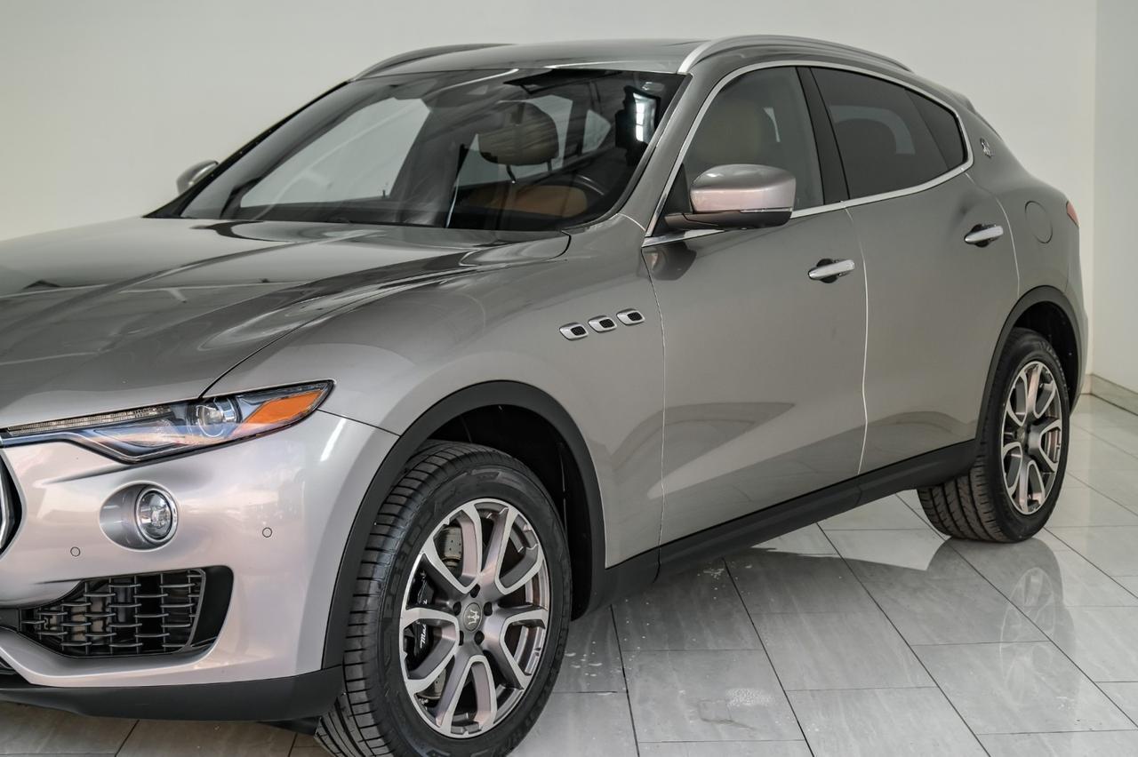 2017 Maserati Levante SQ4 AWD BLIND SPOT ASSIST NAVIGATION PANORAMA LEATHER REAR CAMERA KEYLESS START Carrollton TX