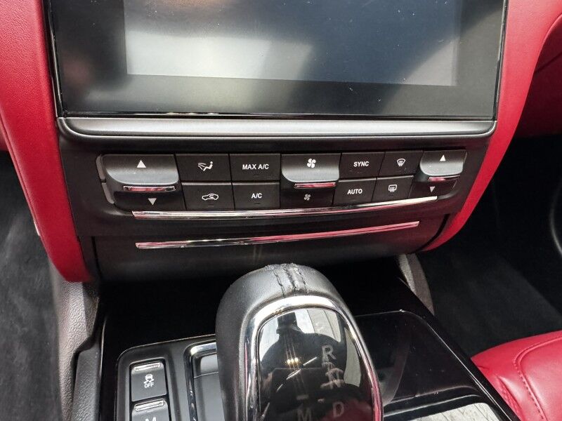 2017 Maserati Quattroporte GTS GranSport Willow Grove PA