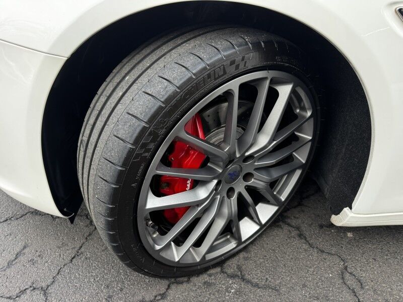 2017 Maserati Quattroporte GTS GranSport Willow Grove PA