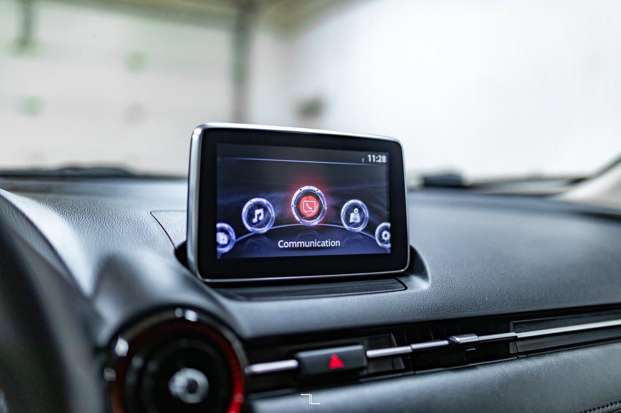 2017 Mazda CX-3 AWD GS BCam Red Deer AB