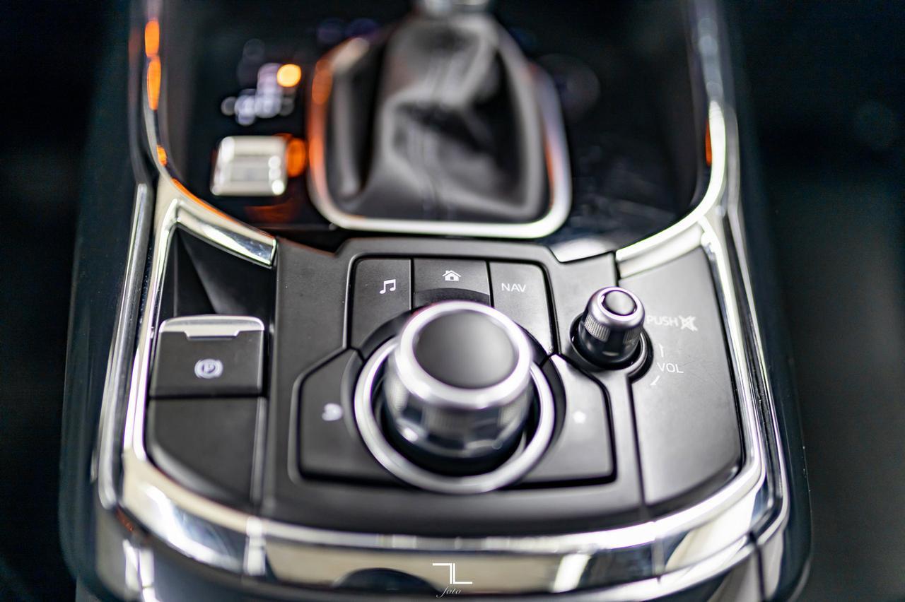 2017 Mazda CX-9 AWD Touring Leather Roof Nav BCam Red Deer AB